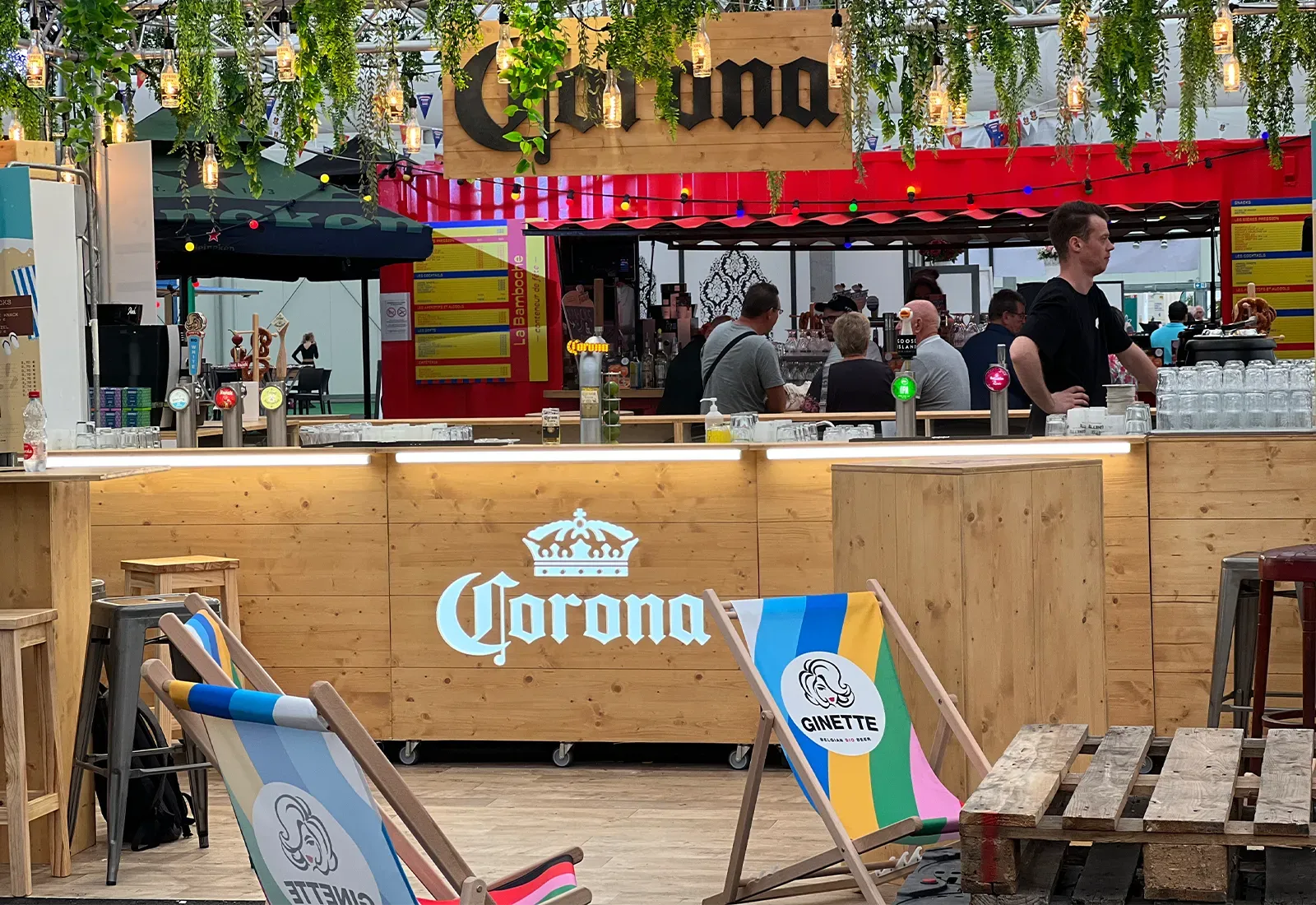 Vue sur le stand/bar Corona (salon EGAST et Foire Européenne de Strasbourg)