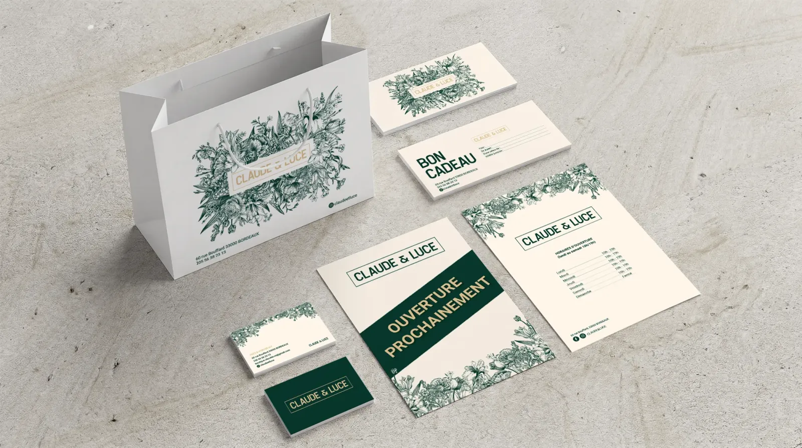 Déclinaison de l'identité sur des supports tels que cartes de visite, affiches, sacs, cartes de correspondances